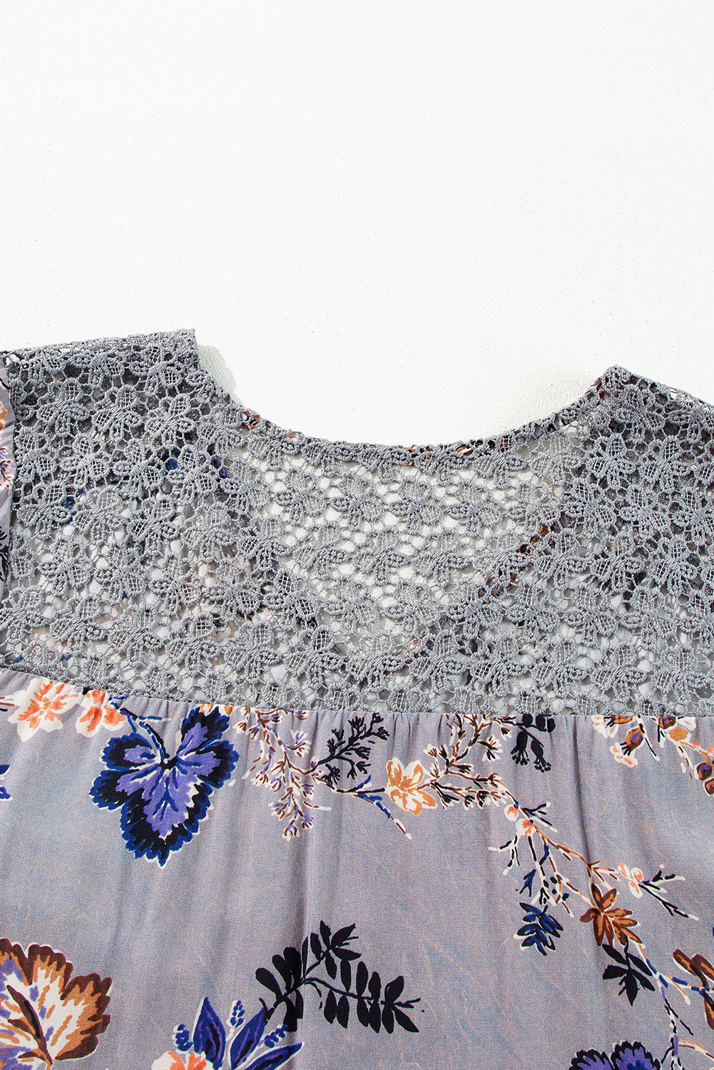 Sky Blue Floral Print Lace Patchwork Knot Front V Neck Blouse - Image 7