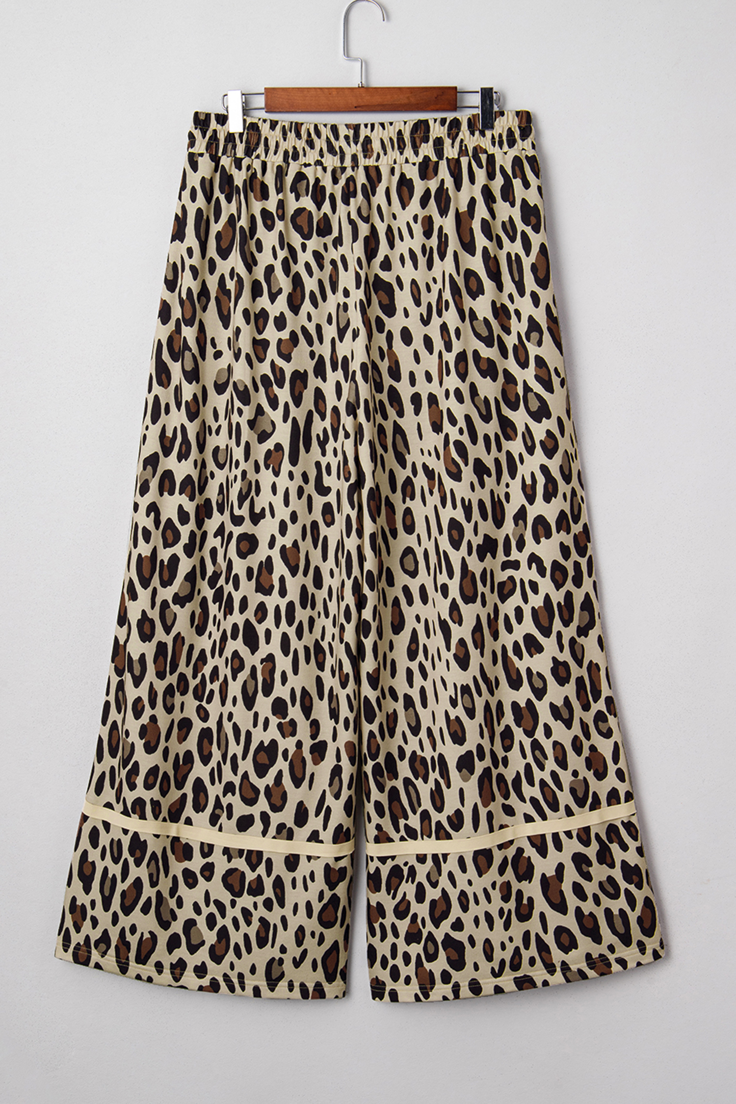 Khaki Exposed Seam Patched Pocket Plus Size Drawstring Leopard Wide Leg Pants - Image 7