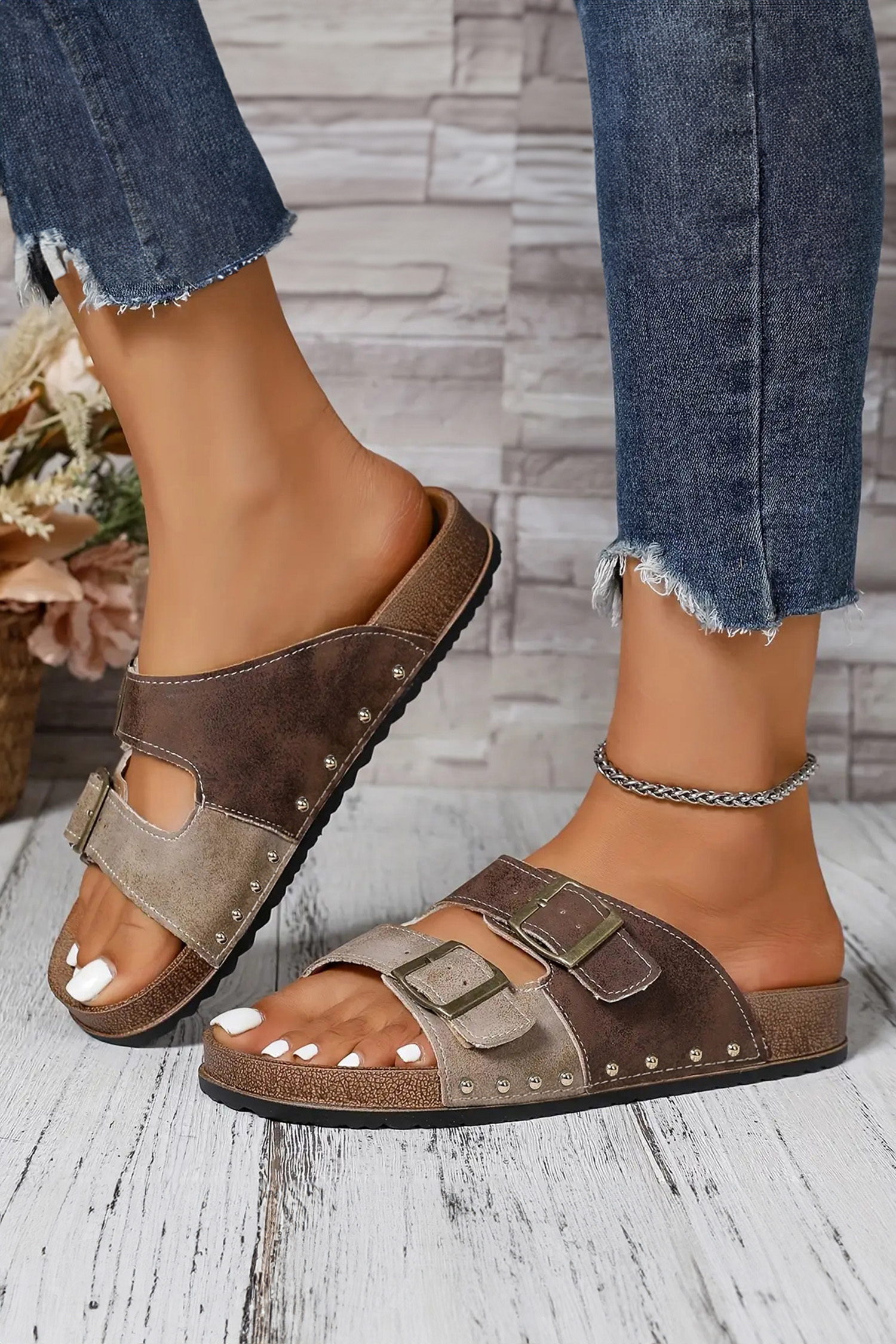 Coffee Leopard Two-tone Retro Buckle Straps Hollowed Faux Suede Slippers - Image 2
