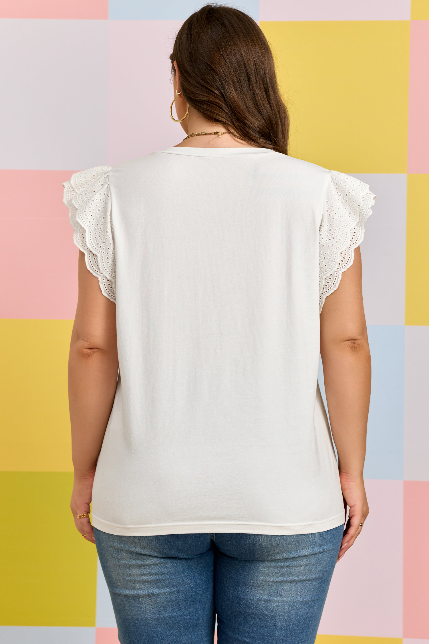 White Eyelet Crochet Splicing Short Sleeve Plus Size Tee - Image 2