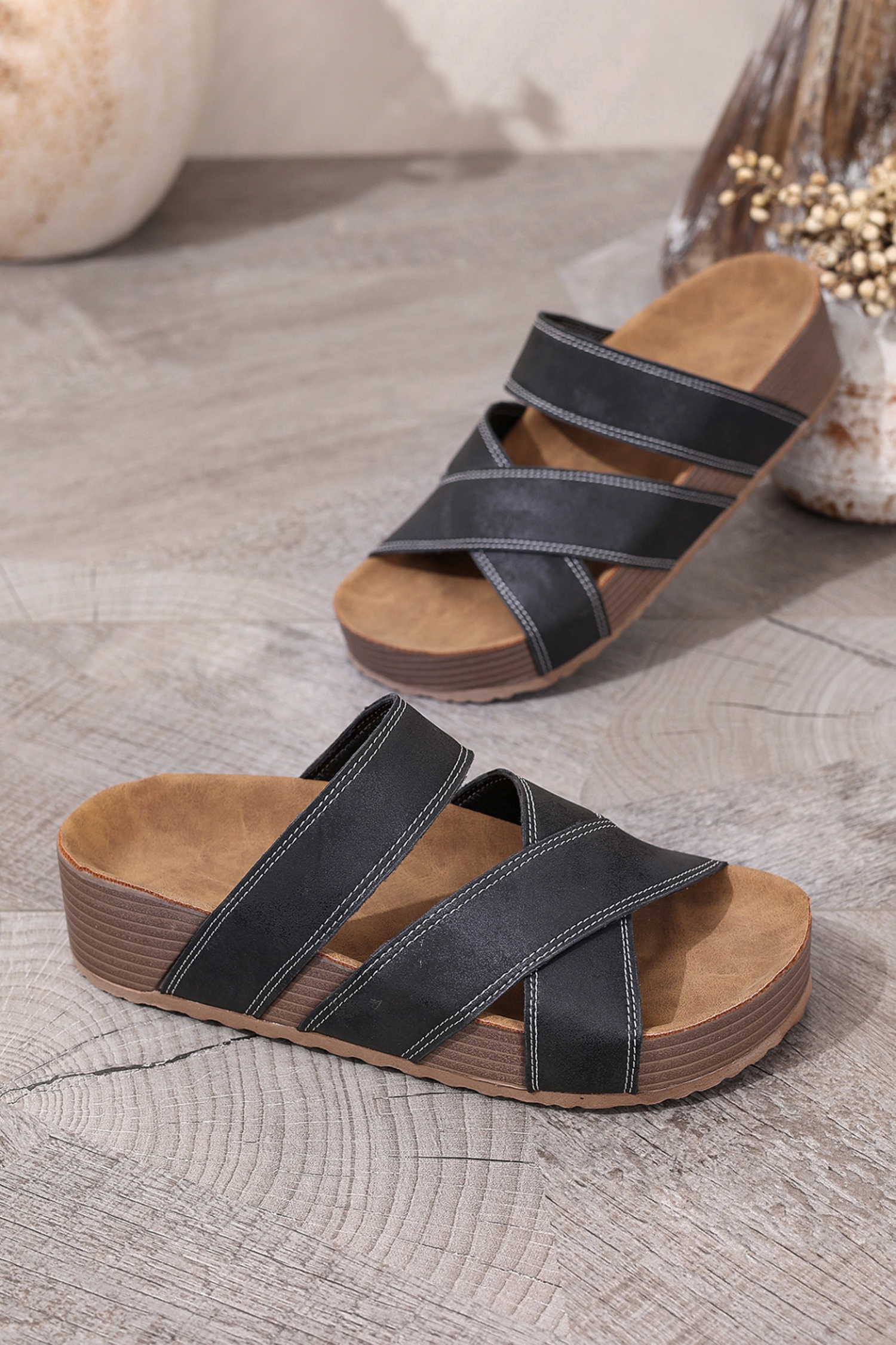 Color black Contrast Stitch Crossed Band Retro Platform Slippers - Image 7
